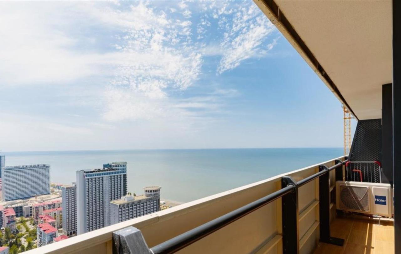 Delux Sea View Aparthotel In Orbi City Μπατούμι Εξωτερικό φωτογραφία
